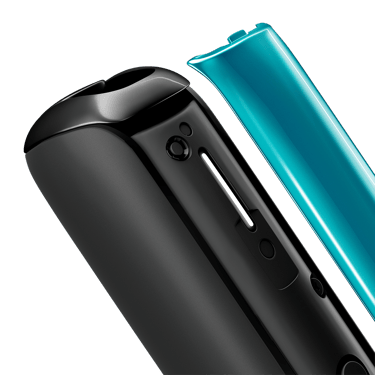Cihazdan ayrılmış Ocean Blue Ploom Aura ön panelinin yaxın plan görüntüsü