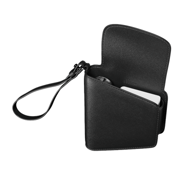 Jet Black İkili daşıma qabının yan görüntüsü (içində Ploom AURA cihazı və çubuqlar — daxil deyil)
