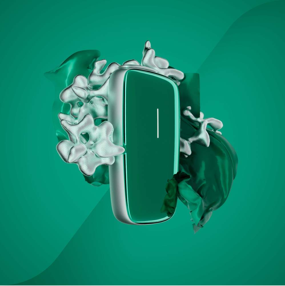 Ploom X Advanced front panel Amazon Green visual against a green background
