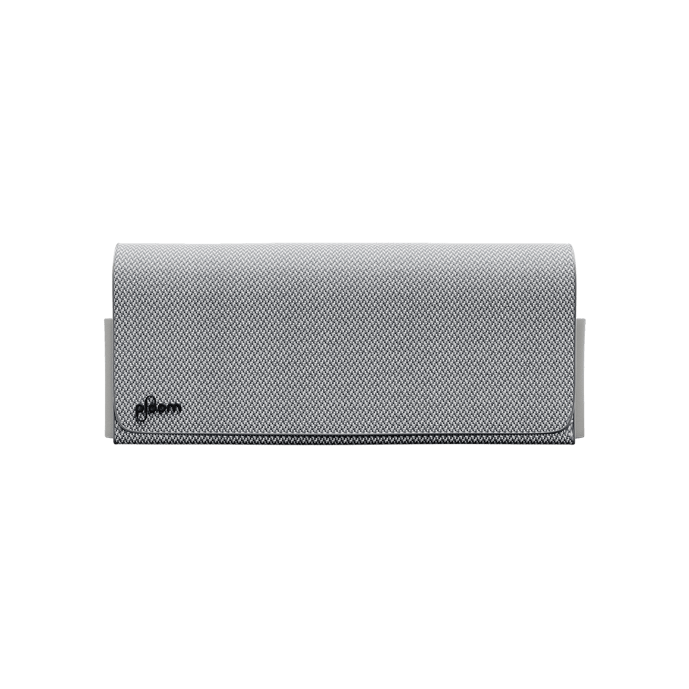 Ploom X Advanced Grey daşıma qabı bağlıdır.